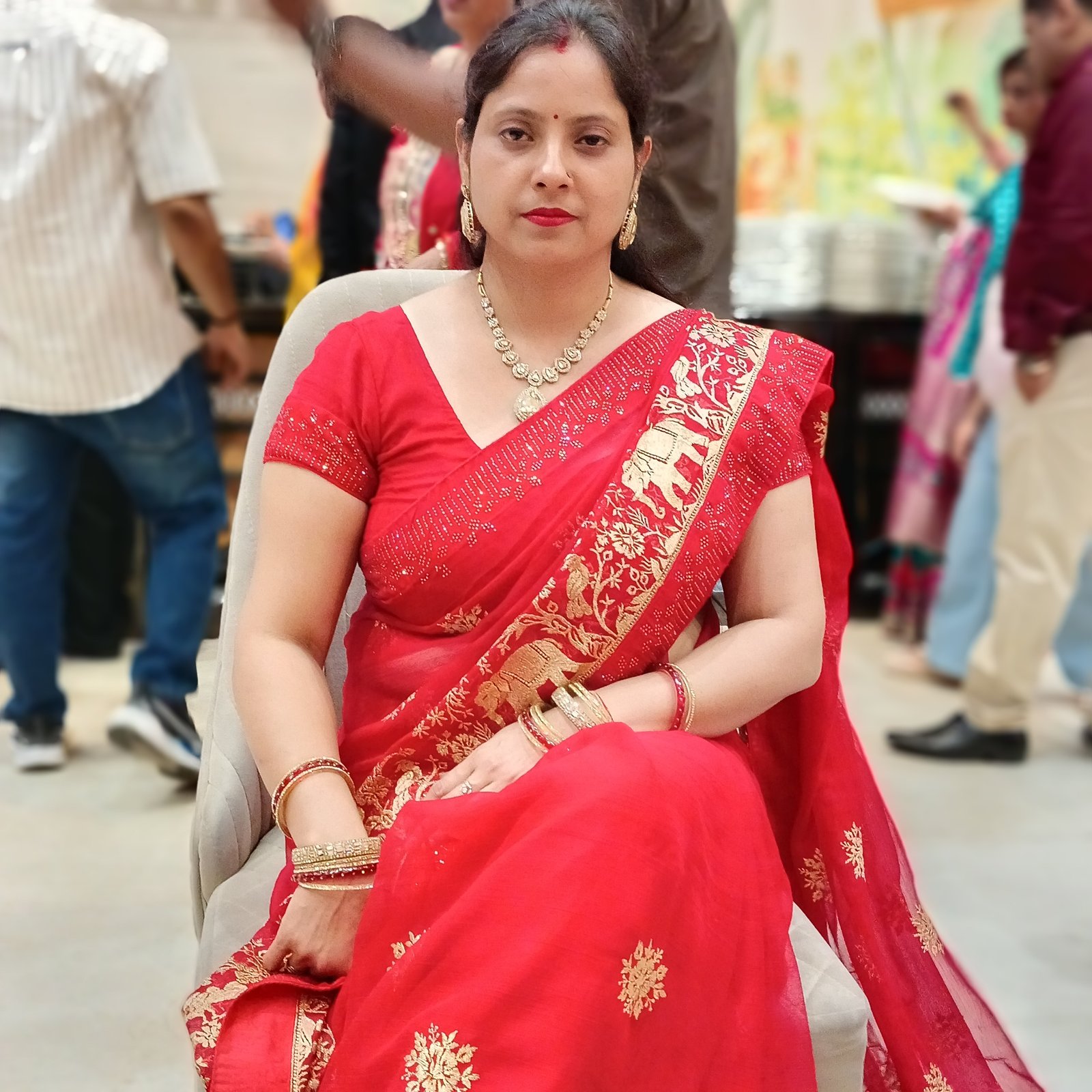 Manju Saxena Glamorous Saree Look