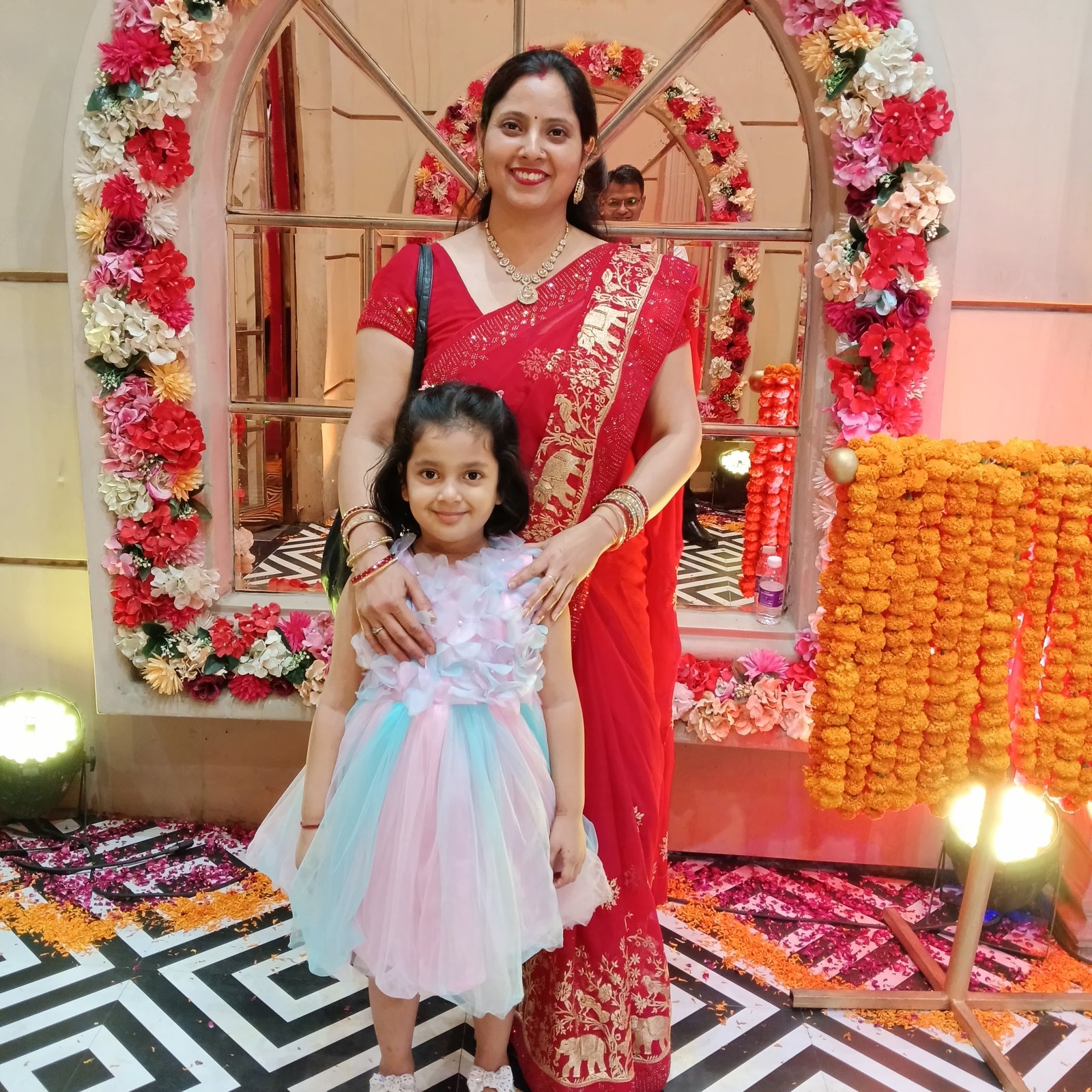 Manju Saxena with Family